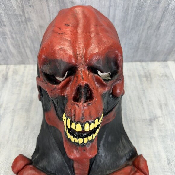 2007 Take One Full Face Horror Scary Red Skull Halloween Mask Costume - Picture 2 of 12